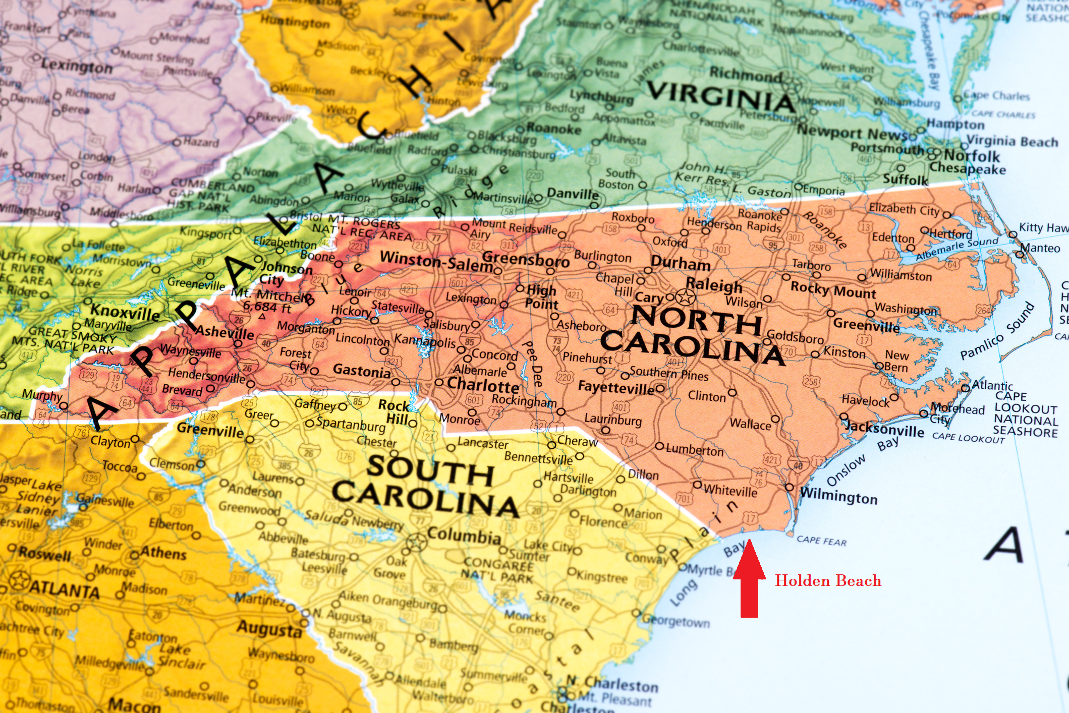 A map of the Carolina's coasts pointing out Holden Beach 