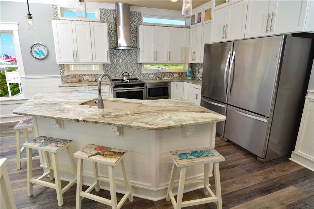 holden beach vacation rental kitchen